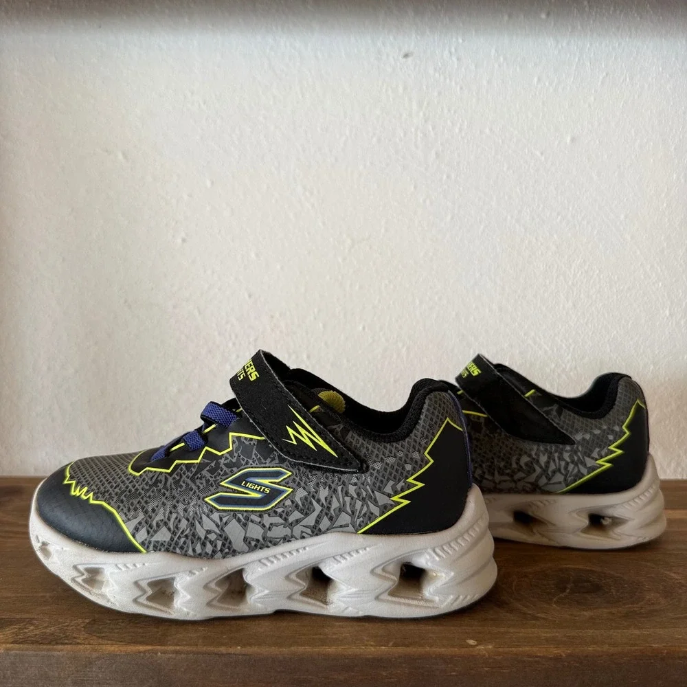 Lot of 2 Skechers Toddler Boys Size 10 S-Lights Light-Up & Dino Rawr Sneakers